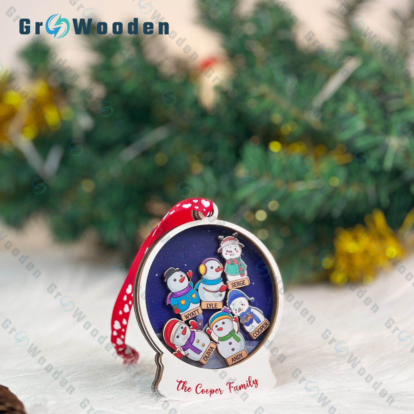 GRW07 Family Member Christmas Ornament