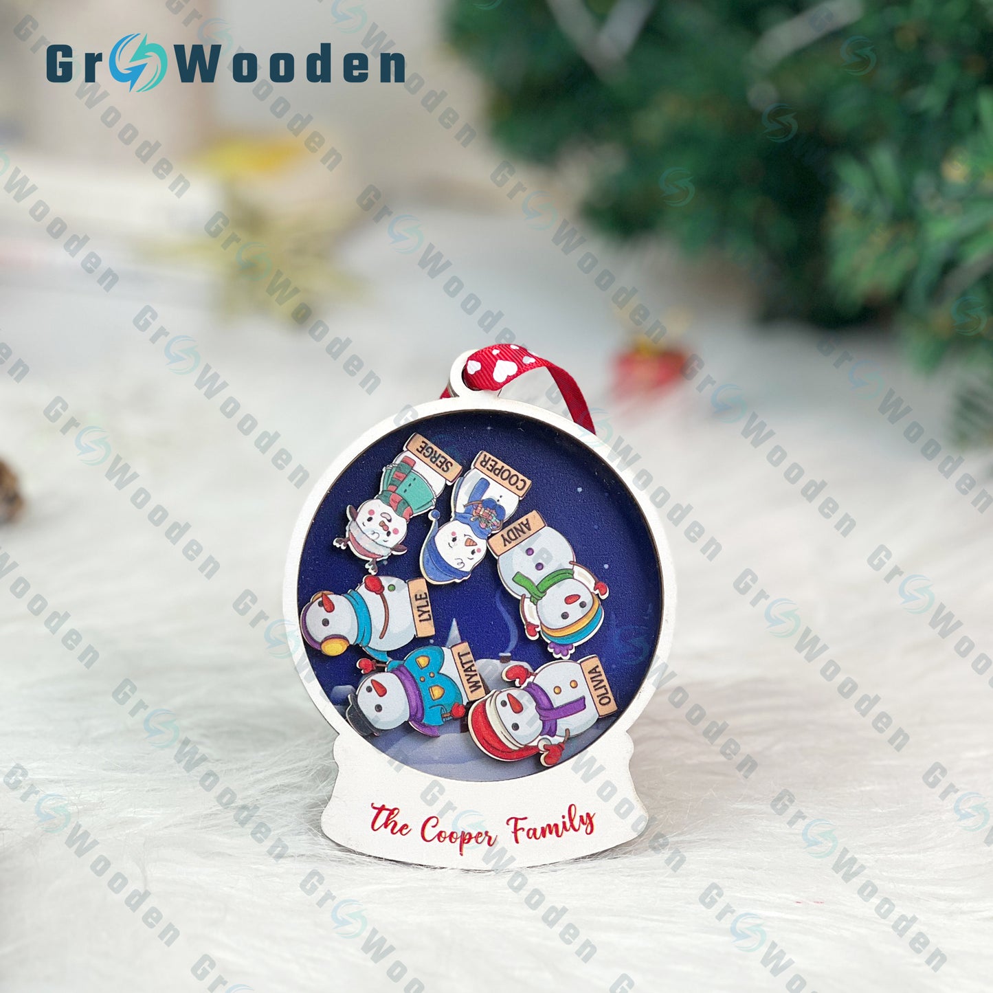 GRW07 Family Member Christmas Ornament