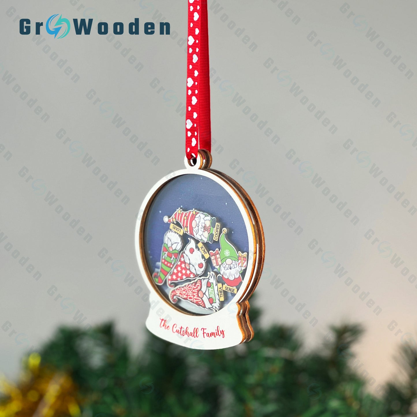 GRW16 Family Member Christmas Ornament