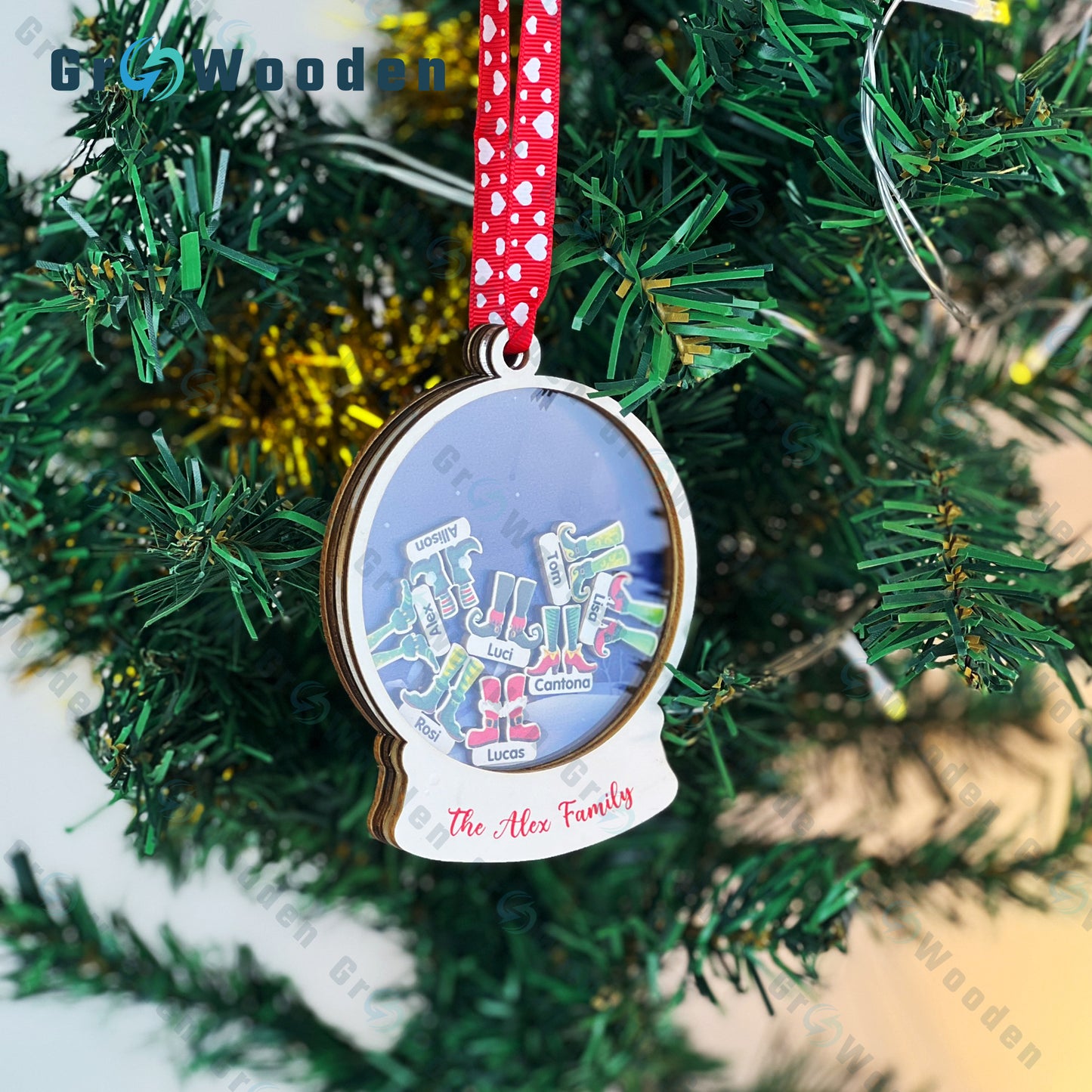 GRW17 Family Member Christmas Ornament